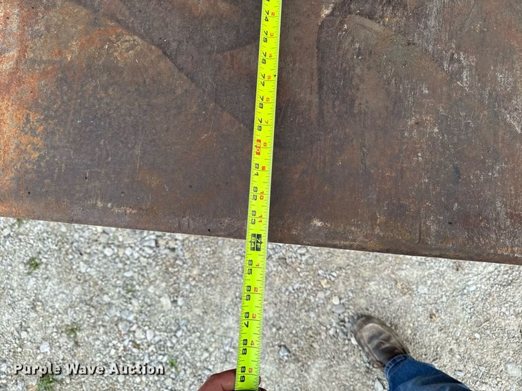 image for item EM3761 2005 Al-Jon Inc car crusher trailer