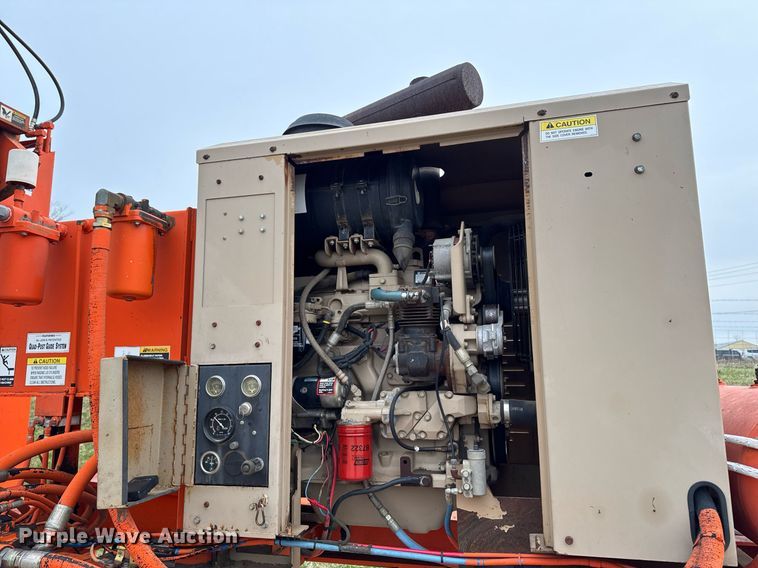 image for item EM3761 2005 Al-Jon Inc car crusher trailer