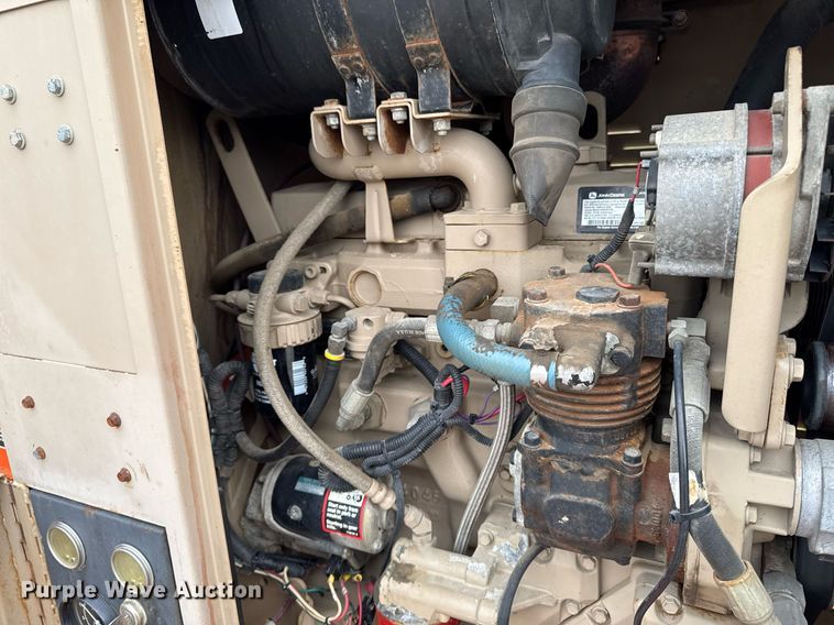 image for item EM3761 2005 Al-Jon Inc car crusher trailer