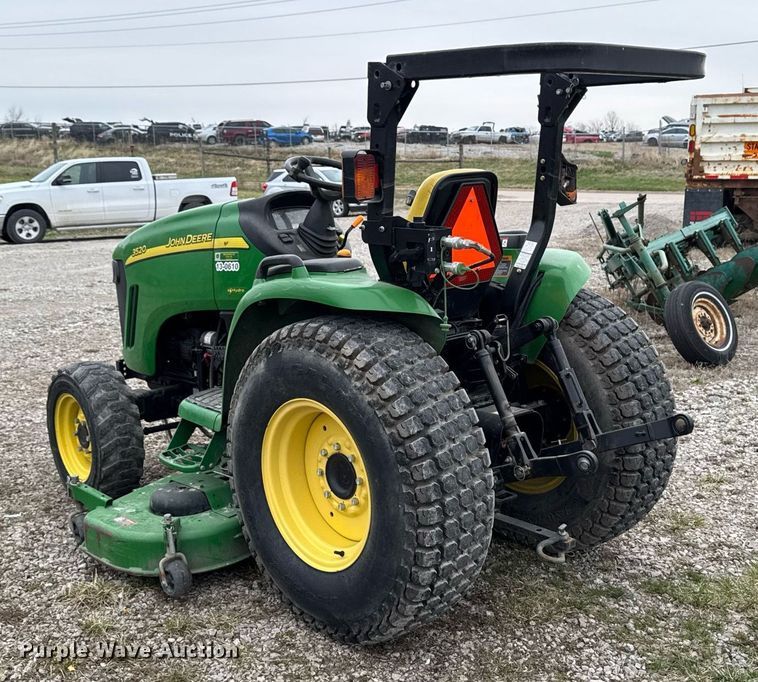 image for item EM3762 2013 John Deere 3520 MFWD tractor