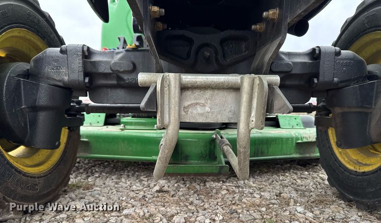 image for item EM3762 2013 John Deere 3520 MFWD tractor