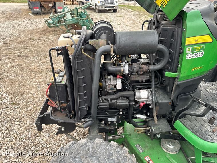 image for item EM3762 2013 John Deere 3520 MFWD tractor