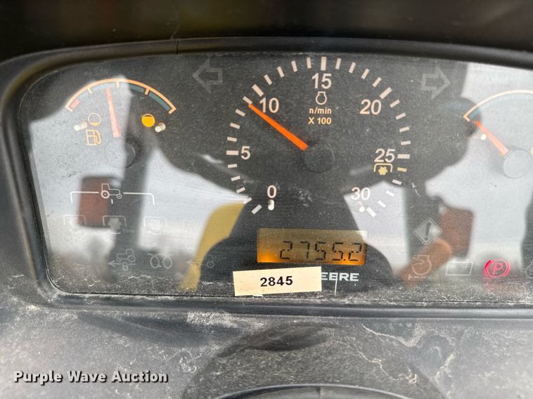 image for item EM3762 2013 John Deere 3520 MFWD tractor