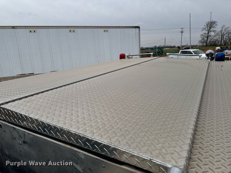 image for item EM3767 2001 HME INC 4465 400 pumper fire truck