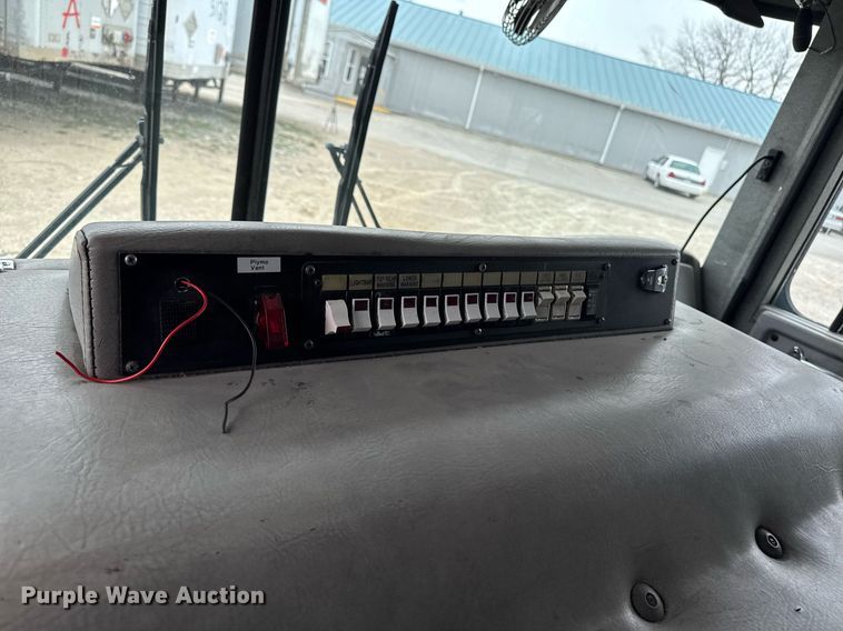 image for item EM3767 2001 HME INC 4465 400 pumper fire truck