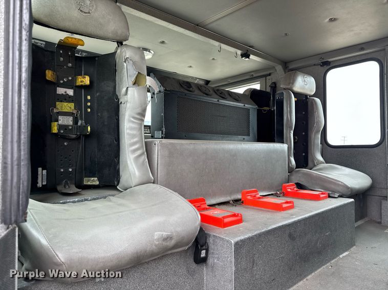 image for item EM3767 2001 HME INC 4465 400 pumper fire truck