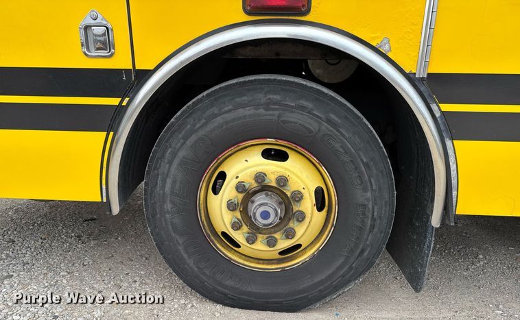 image for item EM3767 2001 HME INC 4465 400 pumper fire truck