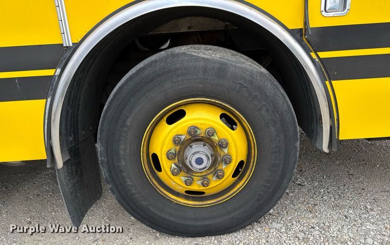 image for item EM3767 2001 HME INC 4465 400 pumper fire truck