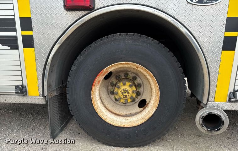 image for item EM3767 2001 HME INC 4465 400 pumper fire truck