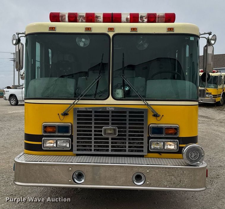 image for item EM3768 2001 HME INC 4465 400 pumper fire truck