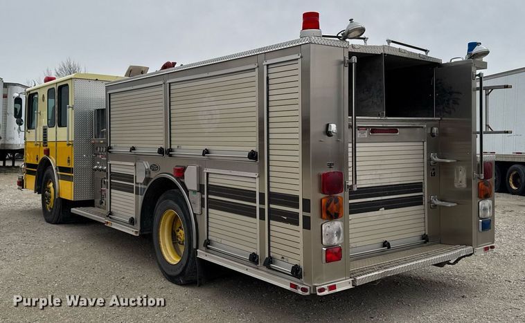 image for item EM3768 2001 HME INC 4465 400 pumper fire truck