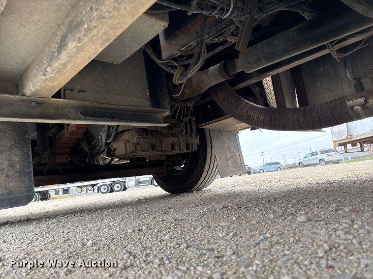 image for item EM3768 2001 HME INC 4465 400 pumper fire truck