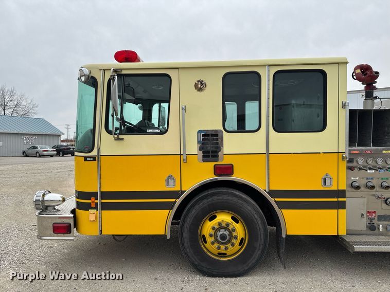 image for item EM3768 2001 HME INC 4465 400 pumper fire truck