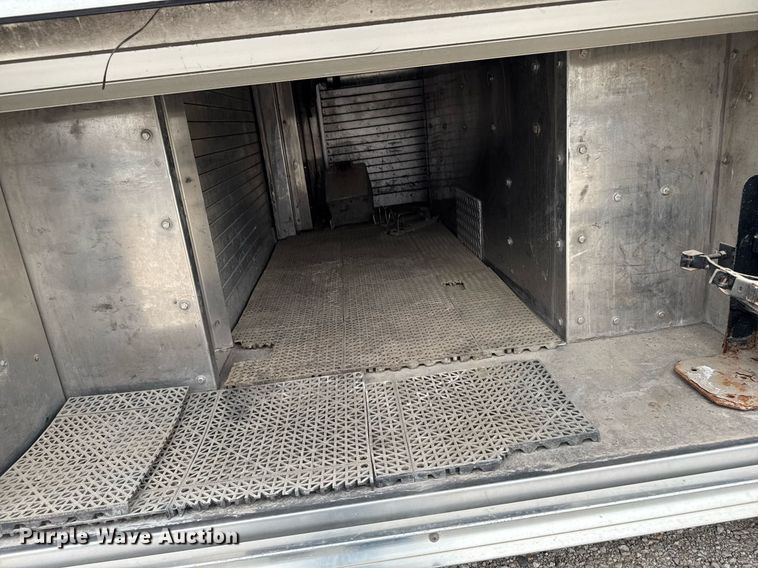 image for item EM3768 2001 HME INC 4465 400 pumper fire truck