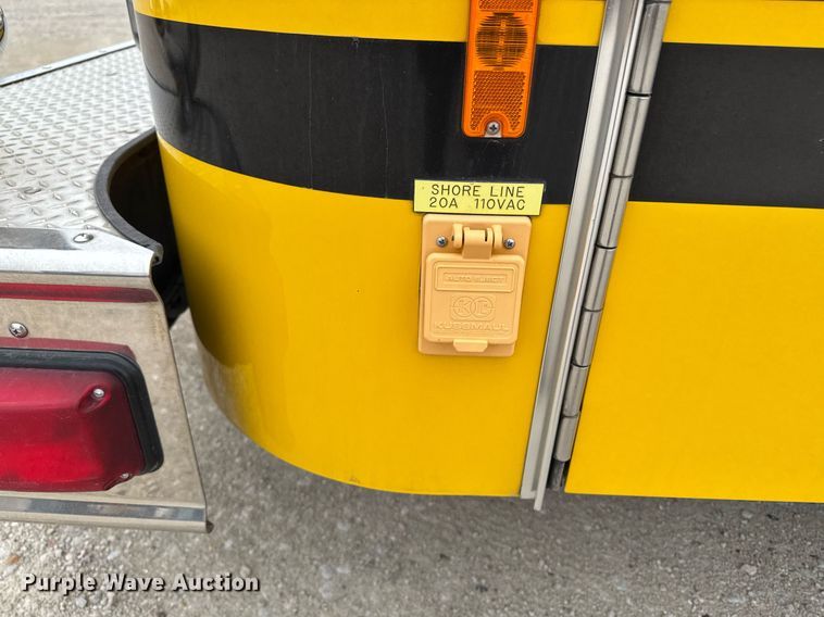 image for item EM3768 2001 HME INC 4465 400 pumper fire truck