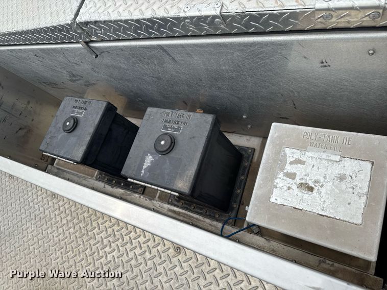 image for item EM3768 2001 HME INC 4465 400 pumper fire truck