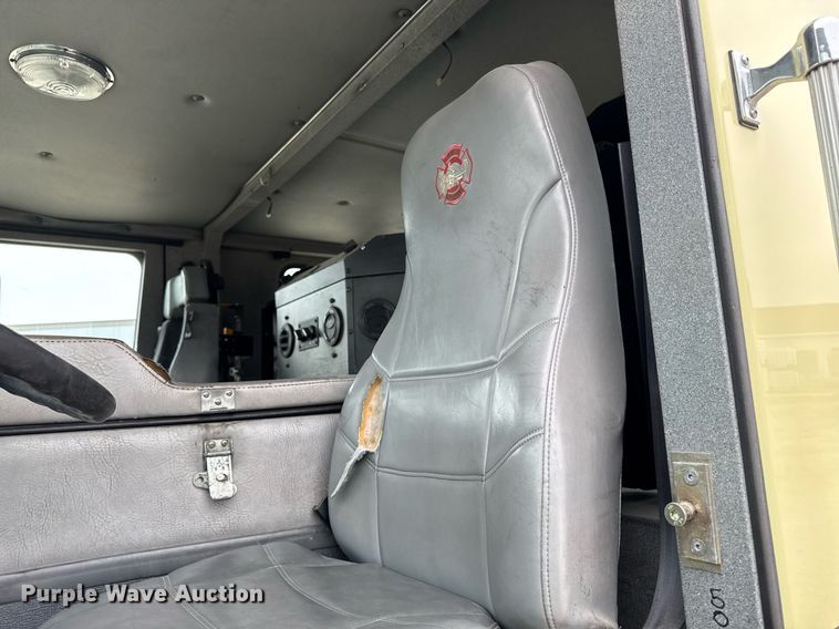 image for item EM3768 2001 HME INC 4465 400 pumper fire truck