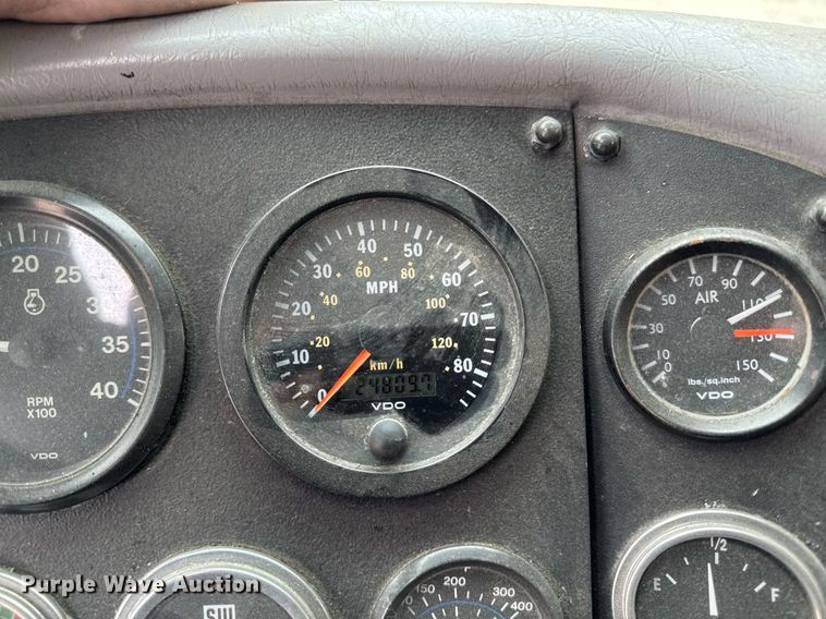 image for item EM3768 2001 HME INC 4465 400 pumper fire truck