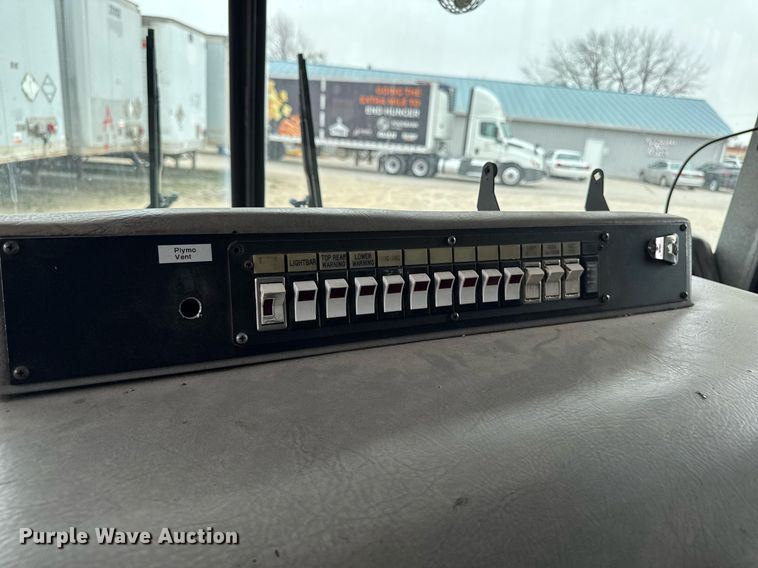 image for item EM3768 2001 HME INC 4465 400 pumper fire truck