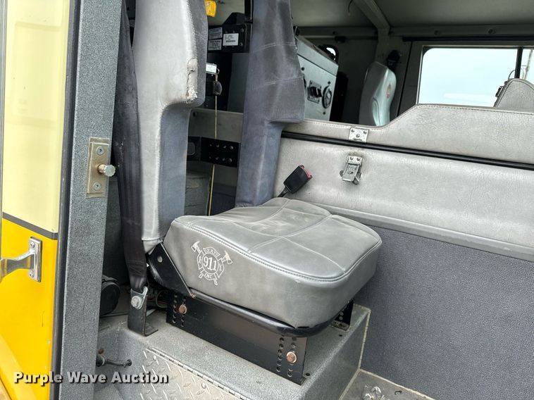 image for item EM3768 2001 HME INC 4465 400 pumper fire truck