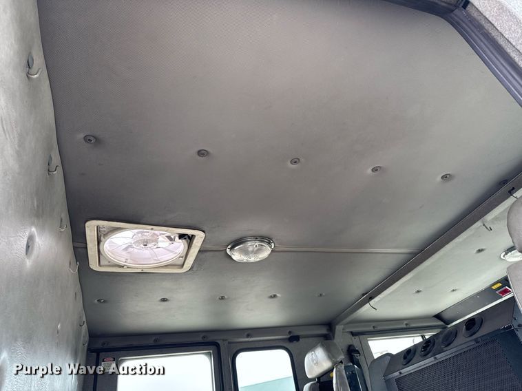 image for item EM3768 2001 HME INC 4465 400 pumper fire truck