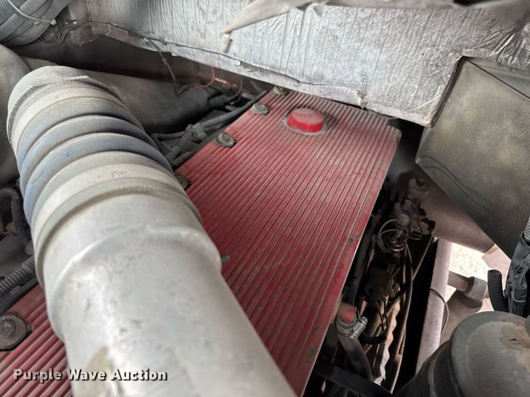 image for item EM3768 2001 HME INC 4465 400 pumper fire truck