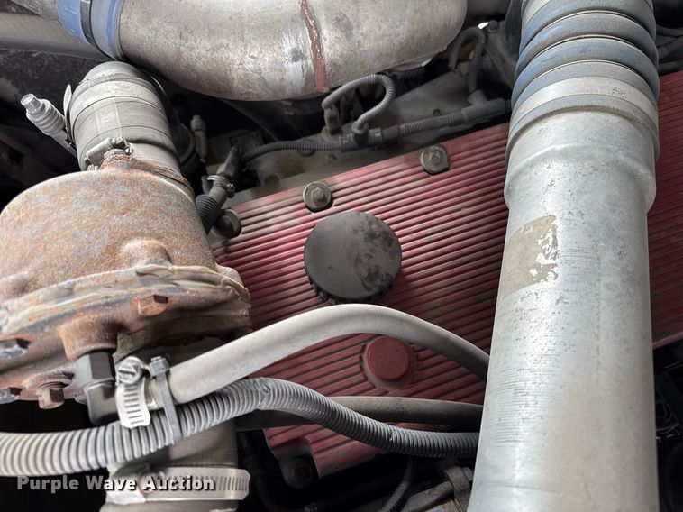 image for item EM3768 2001 HME INC 4465 400 pumper fire truck