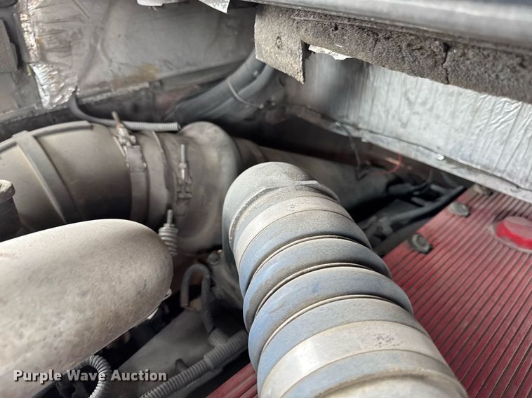 image for item EM3768 2001 HME INC 4465 400 pumper fire truck