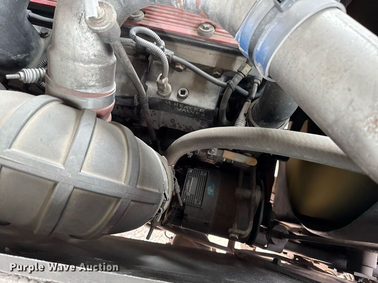 image for item EM3768 2001 HME INC 4465 400 pumper fire truck