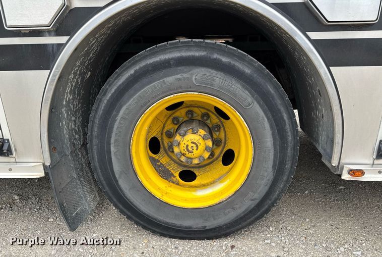 image for item EM3768 2001 HME INC 4465 400 pumper fire truck