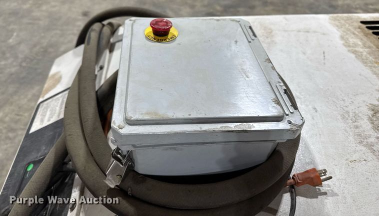 image for item EM3777 Ingersoll-Rand SSR-HO20SE air compressor