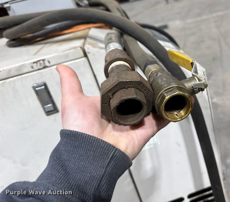 image for item EM3777 Ingersoll-Rand SSR-HO20SE air compressor