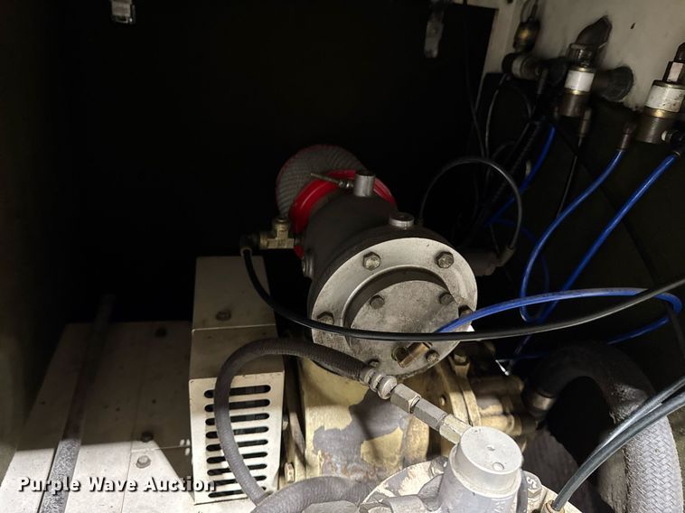 image for item EM3777 Ingersoll-Rand SSR-HO20SE air compressor