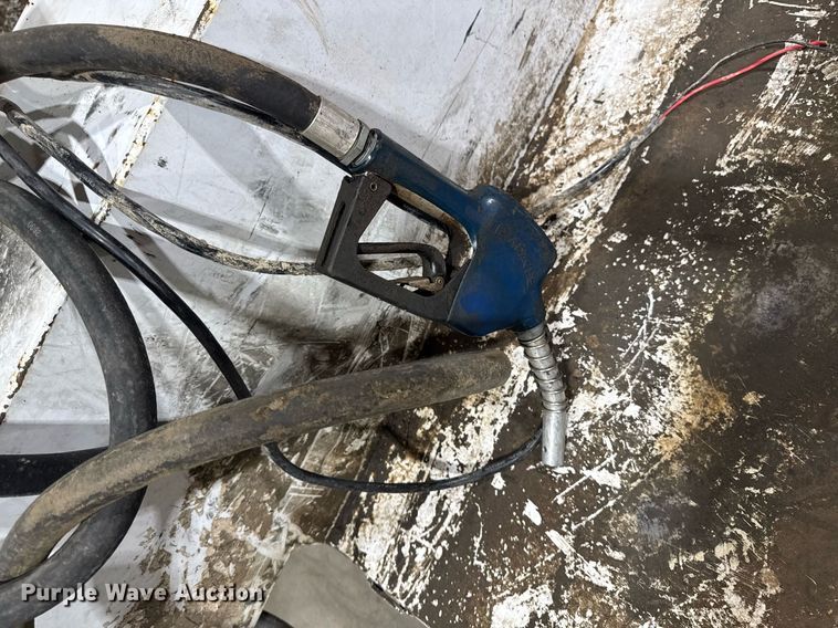 image for item EM3778 (4) Fuel tanks