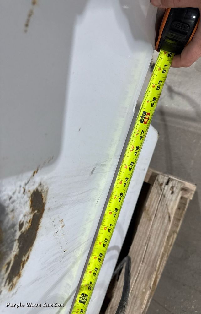 image for item EM3778 (4) Fuel tanks