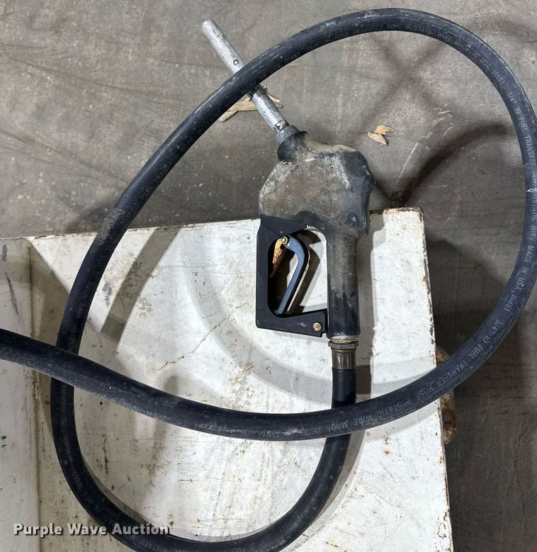 image for item EM3778 (4) Fuel tanks