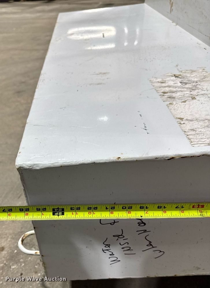 image for item EM3778 (4) Fuel tanks