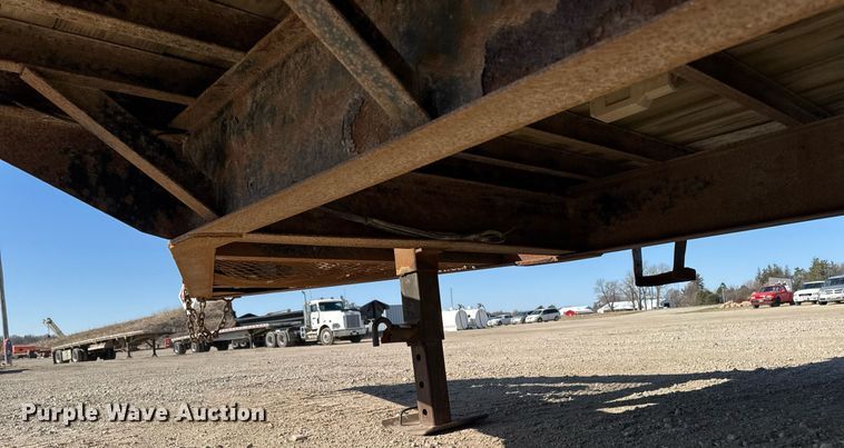 image for item EM3779 2008 Maxey Trailers MFG equipment trailer