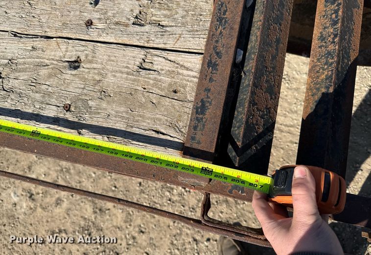 image for item EM3779 2008 Maxey Trailers MFG equipment trailer