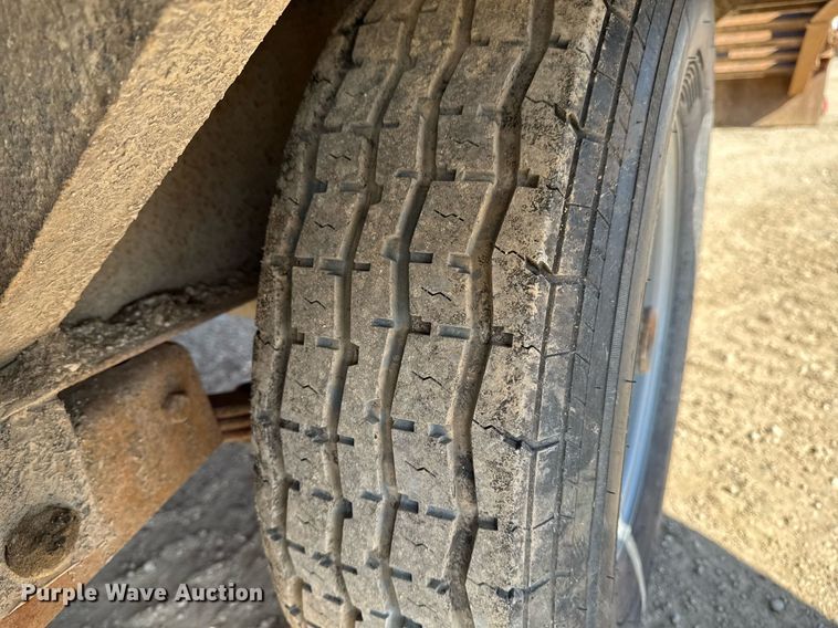 image for item EM3779 2008 Maxey Trailers MFG equipment trailer