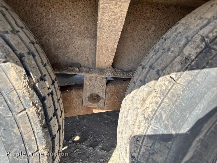 image for item EM3779 2008 Maxey Trailers MFG equipment trailer