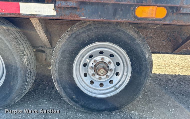 image for item EM3779 2008 Maxey Trailers MFG equipment trailer