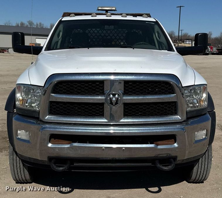 image for item EM3787 2017 Dodge Ram 5500 Crew Cab flatbed truck