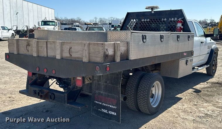 image for item EM3787 2017 Dodge Ram 5500 Crew Cab flatbed truck