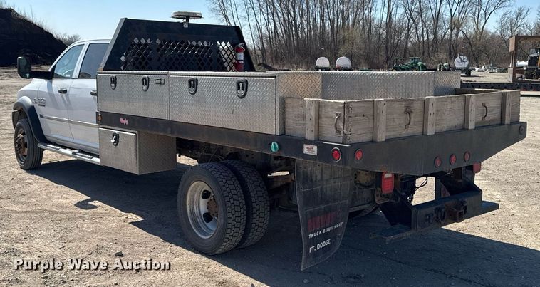 image for item EM3787 2017 Dodge Ram 5500 Crew Cab flatbed truck