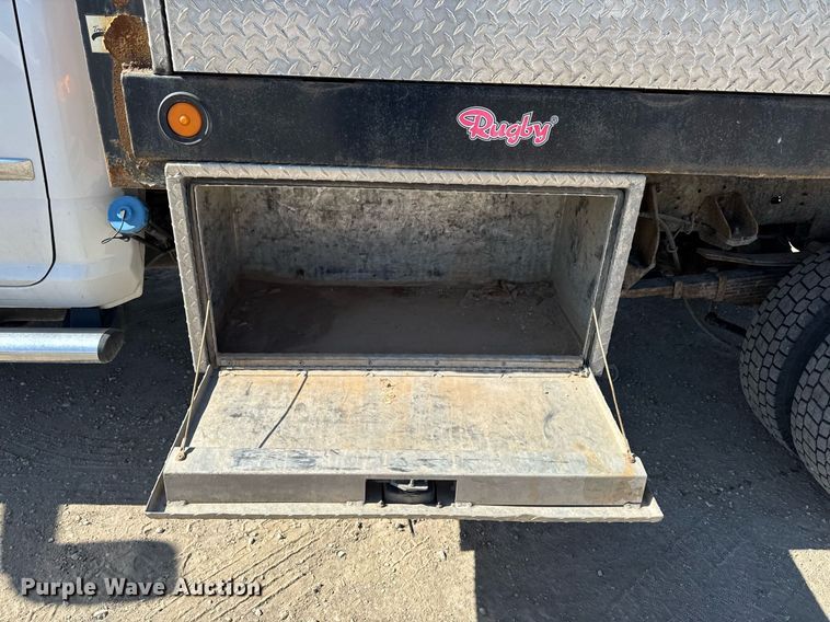 image for item EM3787 2017 Dodge Ram 5500 Crew Cab flatbed truck