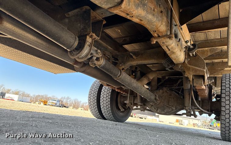 image for item EM3787 2017 Dodge Ram 5500 Crew Cab flatbed truck