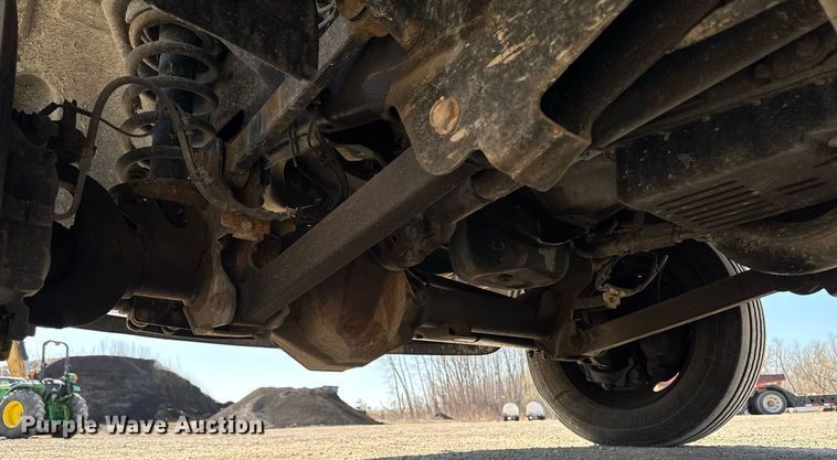 image for item EM3787 2017 Dodge Ram 5500 Crew Cab flatbed truck