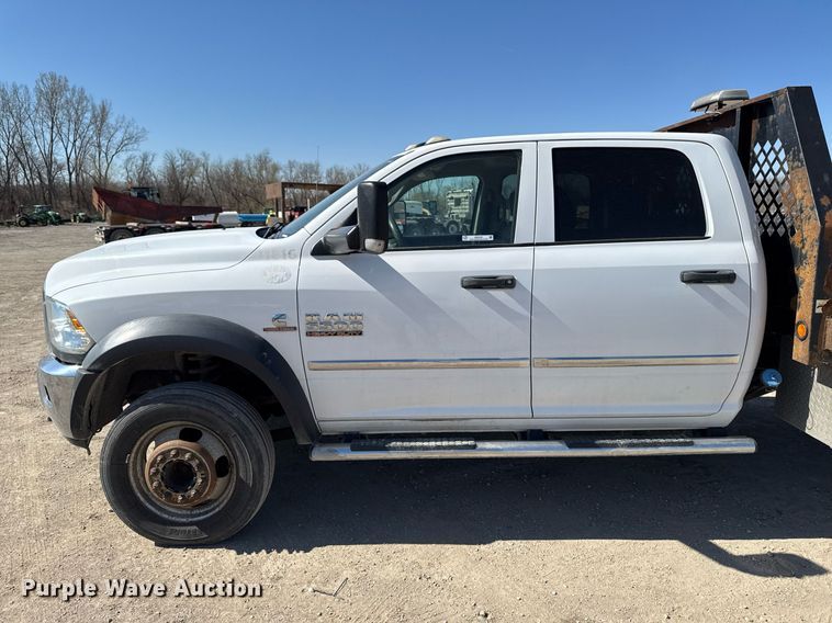 image for item EM3787 2017 Dodge Ram 5500 Crew Cab flatbed truck
