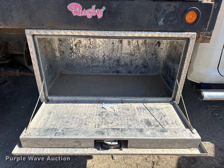 image for item EM3787 2017 Dodge Ram 5500 Crew Cab flatbed truck